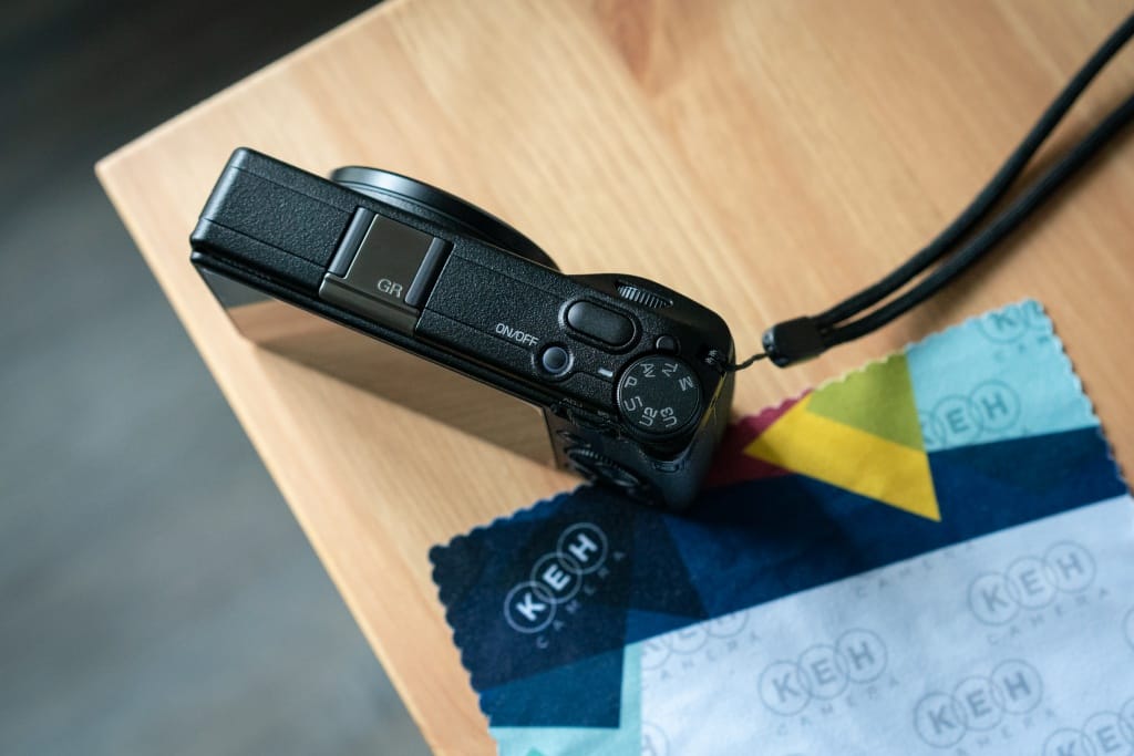 Review: Ricoh GR III, a Luxury Compact Fixed-Lens Camera