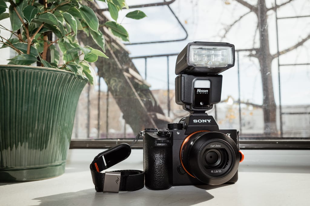 4 Compact On-Camera Flashes Perfect For Your Mirrorless Kit