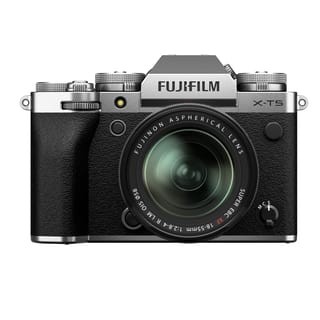 Silver Fujifilm X-T5 with XF-18-55 lens